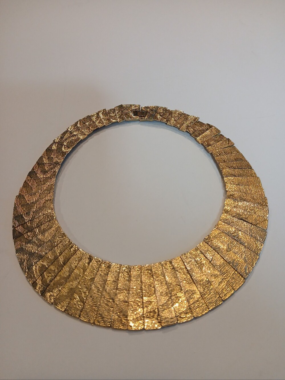 Les Bernard Vintage Gold Tone Egyptian Revival Cleopatra Style Collar Necklace